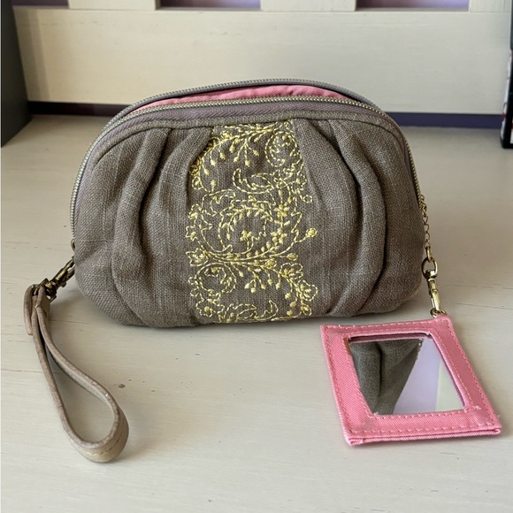 Victoria's Secret Handbags - Y2k vintage victoria’s secret dream angels embroidered wristlet pink interior